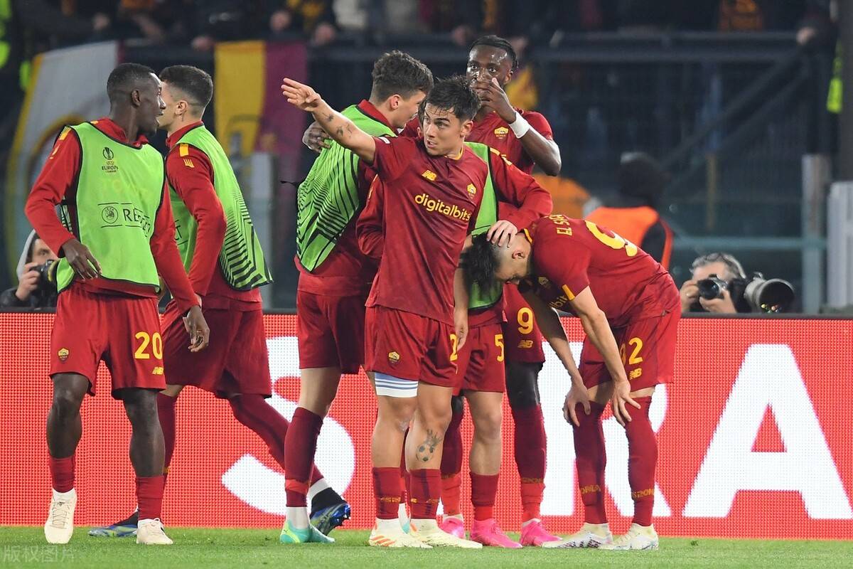 欧联转会期走向成谜，广州队止住颓势，震撼外界，临场指挥获称赞(行进间三面转法的口诀)