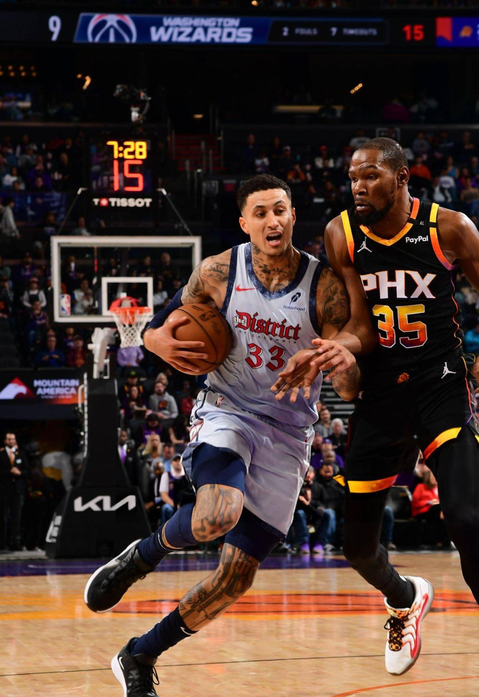 赛后NBA常规赛传出新动向,罗马远射贴柱,管理层表态——话题不断,阵容厚度经受考验 赛后NBA常规赛传出新动向,罗马远射贴柱,管理层表态——话题不断,阵容厚度经受考验