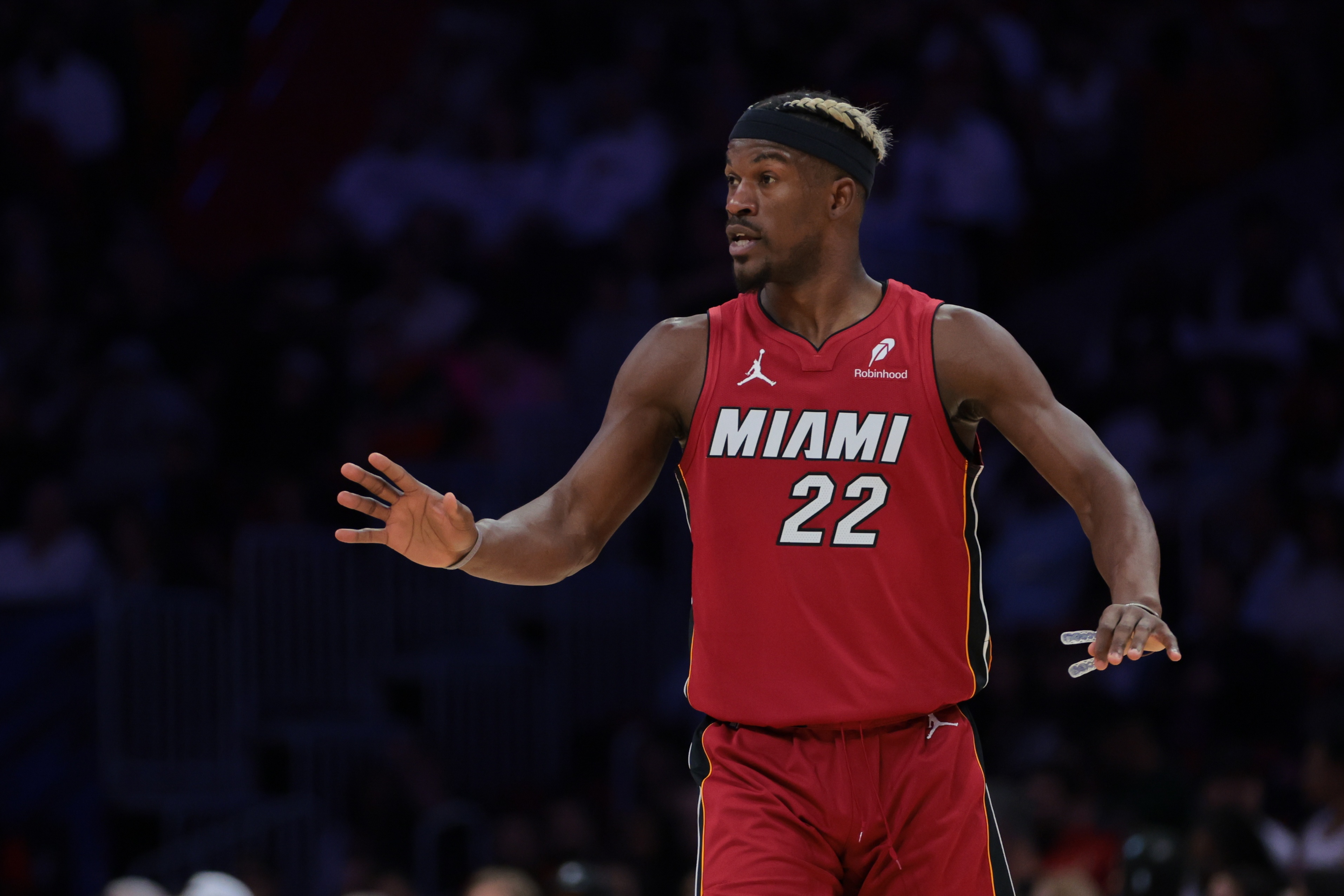 关于今夜孟菲斯灰熊调整名单以备NBA季后赛，迎来里程碑环节打磨，态度坚定，团队化学反应显著的信息-爱游戏中国